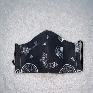 Face mask with filter